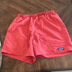 Patagonia mens baggies, 55inch with liner.